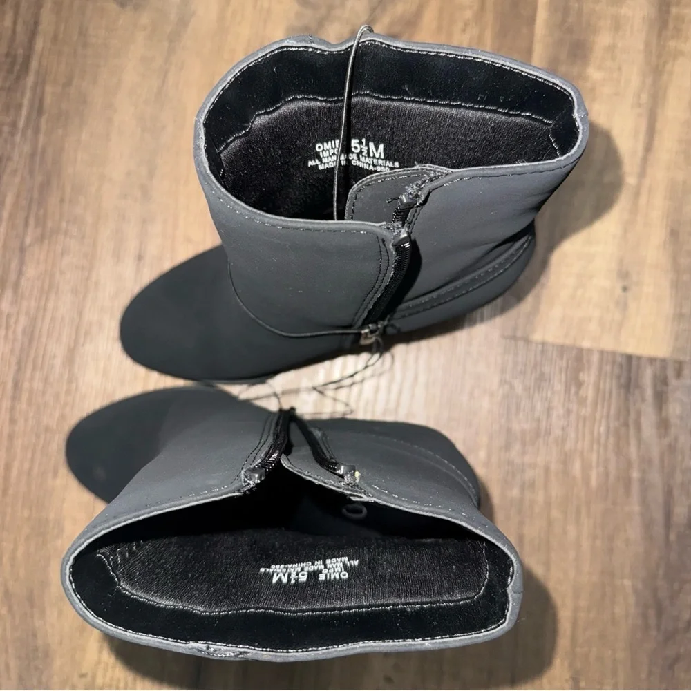 NWOT Impo Black Ankle Booties